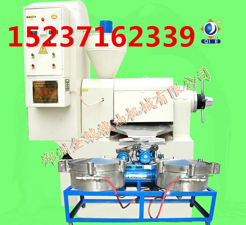 小型螺旋榨油機(jī)清理污垢的方法(圖1) 小型螺旋榨油機(jī)清理污垢的方法(圖1)