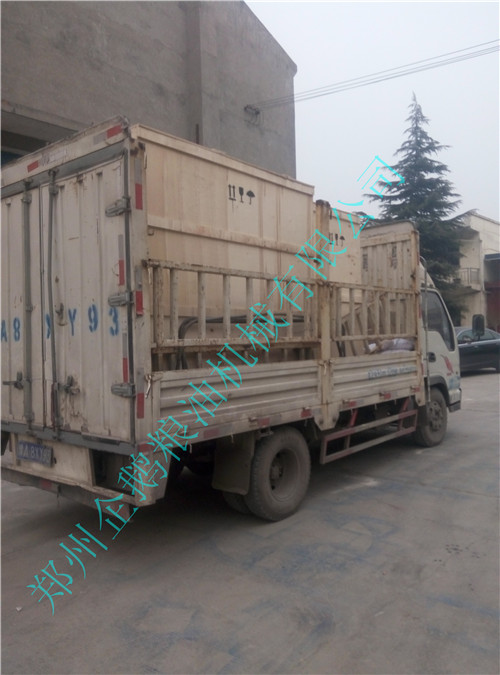 老外預定小型榨油機集裝箱發貨了(圖3)