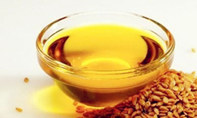 螺旋榨油機壓榨過程中遇到出油發(fā)黑情況怎么辦(圖1) 螺旋榨油機壓榨過程中遇到出油發(fā)黑情況怎么辦(圖1)